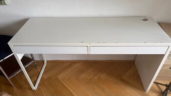 Psací stůl Ikea