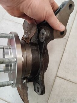 Těhlice s ložiskem