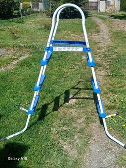 Schůdky fo bazénu, výška 140 centimetrů