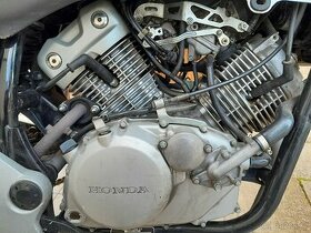 Motor Honda XL 125V Varadero