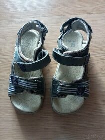 Chlapecké sandály - 1