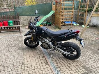 Aprillia Dorsoduro 750