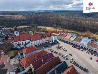 Prodej rodinného domu 740 m2 Husovo náměstí, Nové Město nad 