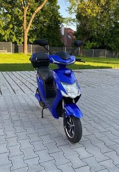 Elektroskutr bez ŘP 1000W