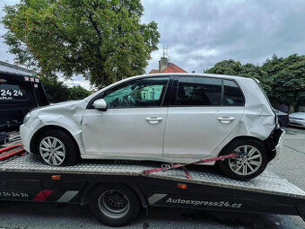 Vůz na náhradní díly VW Golf 6 hatchback 2011 CGGA LEG LB9A