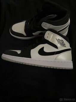 Nike Jordan 1