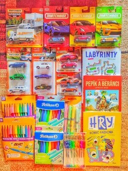 12x matchbox autíčka, luštění, fixy