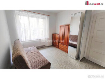 Světlý byt 2+kk, 55 m2, 1.patro, zahrada 223 m2, Praha 6 - B