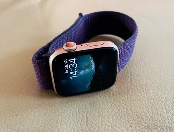 Prodám Apple Watch 5 44mm