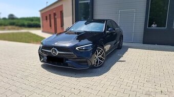 Mercedes-Benz C 300 d 4Matic AMG Plna vybava,Masáž,Pano,Bur.