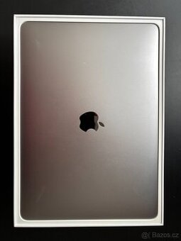 MacBook Pro 13” (2017) – kompletní balení