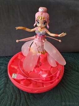 Létající víla Hatchimals