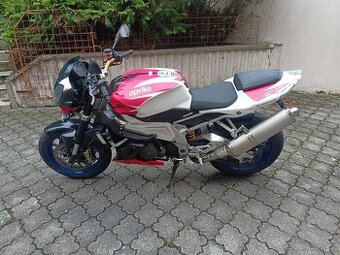 Aprilia Tuono 1000 R