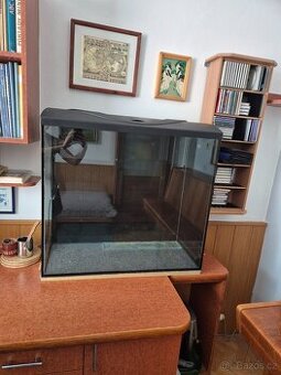 Akvárium Diversa + filtrace CristalProfi