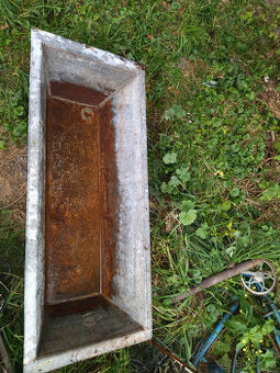 Necky kovové plechové pozink hranaté