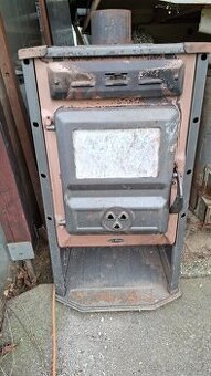 Kamna Petry,Mora 242.