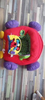 ´s Kids Velké látkové elektronické auto go go