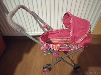 Dětský hluboký kočárek pro nejmenší děti