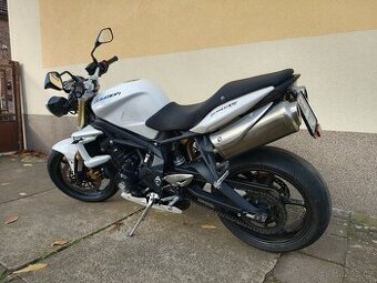 Triumph street triple 675 RS - 1