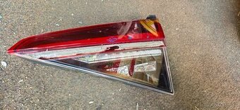 Prave zadni svetlo skoda superb 3 combi vnitrni