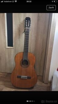 Akustická kytara