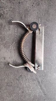 retro kapodastr na kytaru