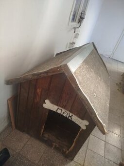 Prodám vyvýšený záhon a zánovní palety