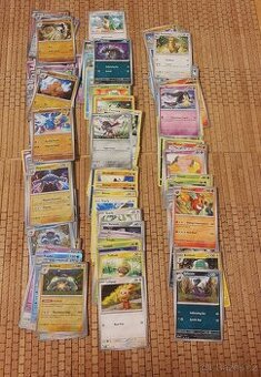 Originál Pokémon karty - 1