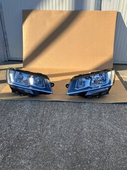 predni svetla vw transporter t6.1 20- levy pravy