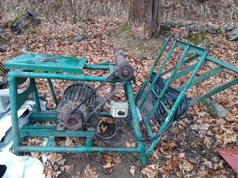 Prodám cirkulárku a stroje na brambory