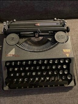 Psací stroj Hermes baby