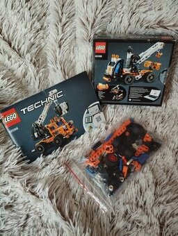 42088 LEGO TECHNIC Pracovní plošina/Robustní odtahový vůz