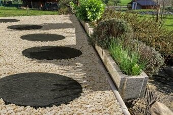 Betonový kruh naslapy  cena za kus