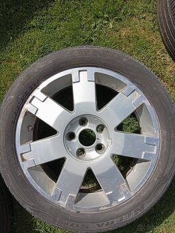 Kola 205/50 R17 Ford