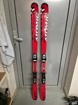 Lyže Atomic 150cm + hůlky
