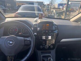 Opel zafira 1.7 92kw