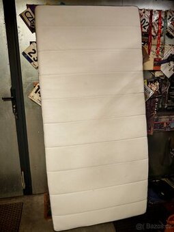 taštičková matrace IKEA