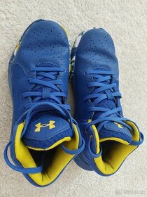Chlapecké basketballové boty vel. 36,5 Under Armour - 1