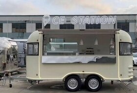 Zmrzlinový přívěs na jídlo food truck