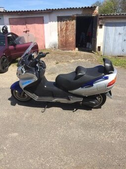 Suzuki Burgman 650