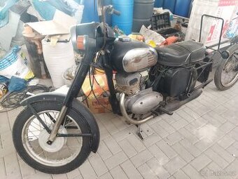 Motocykl Jawa 250