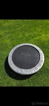 TRAMPOLÍNA