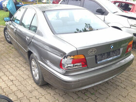BMW E39 525i 141kW rok 2001 sedan automat - díly