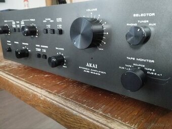 Akai AM - 2400 - 1