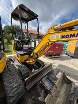 Minibagr Komatsu PC16