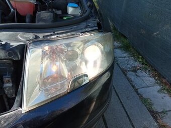 XENON+HALOGEN--SKODA SUPERB 1