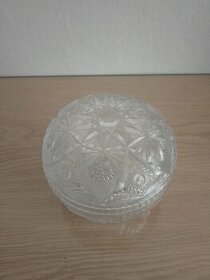 Dóza z broušeného skla - 1