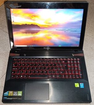 Lenovo Y510P,i5-4200M,WIN 10,HDD 1TB,RAM 8GB,15.6 palců - 1