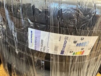 Michelin Pilot sport 4s 275/35 r20 rok 25
