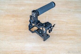 SmallRig klec pro Sony A7 III + rukojeť + HDMI zámek